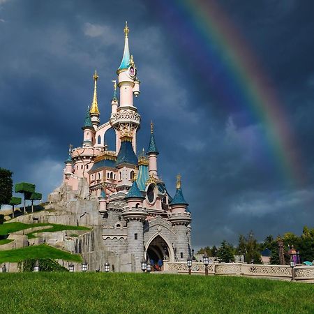 Appartement Chic 5 Min Disneyland/Vallee Village Serris Exterior photo